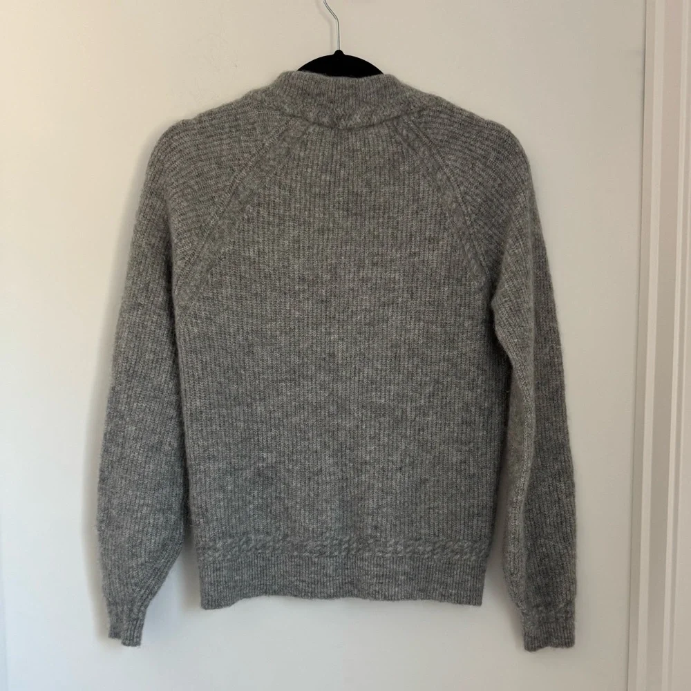 Sezane Small Cody V Neck Sweater Jumper Gray Baby Alpaca - Picture 6 of 12